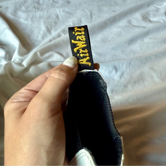 Dr. Martens Audrick Chelsea Platform Boots White- Women's 5 - Picture 6 of 9